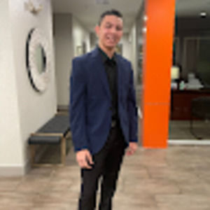 Meet your Posher, Roberto